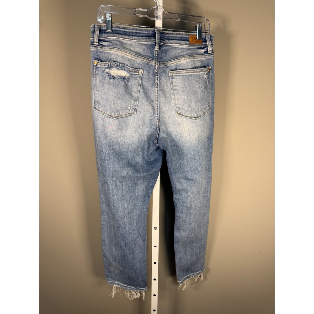 Judy Blue Straight Fit Distressed Jeans Size 11/30 Medium Wash - Picture 3 of 7